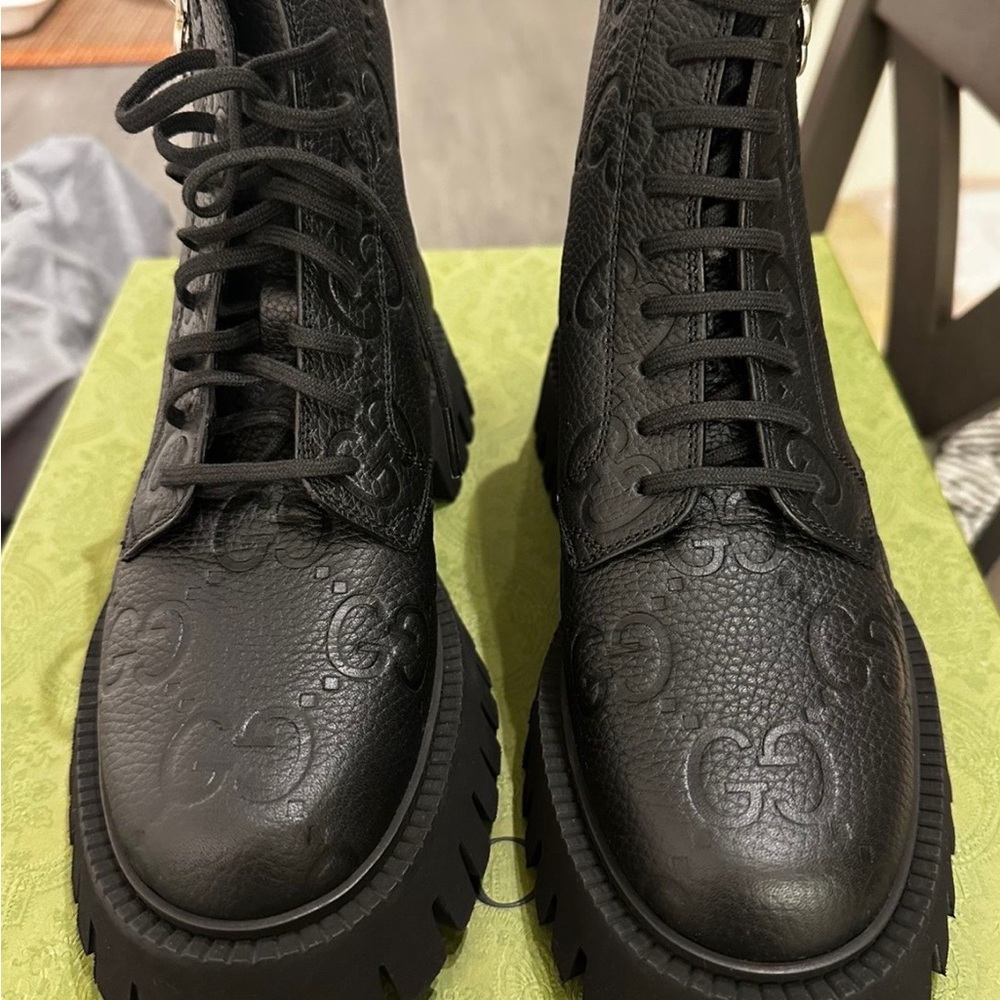 Gucci Black Leather Lace-Up Boots